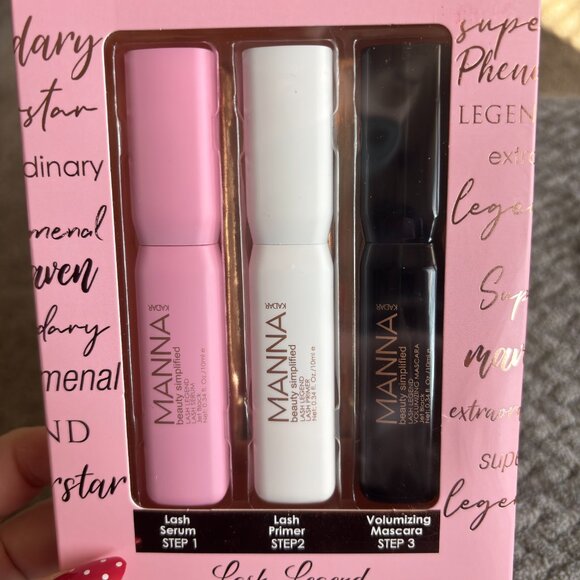 MANNA KADAR Celebrity To Stars Beauty Simplified Lash Legend 3 pc. Lash Set - Picture 2 of 3